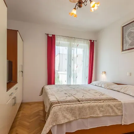 아파트 And Happiness *