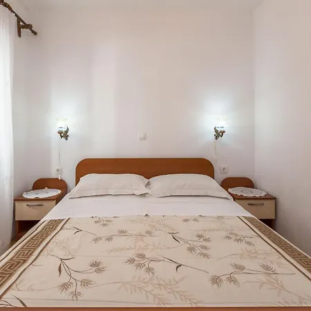 아파트 And Happiness