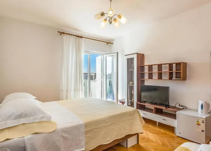 And Happiness * 투체피