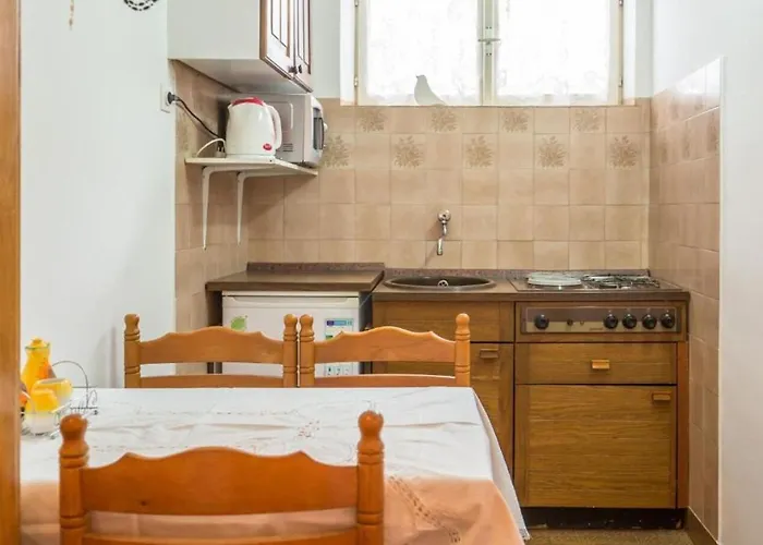 And Happiness 투체피